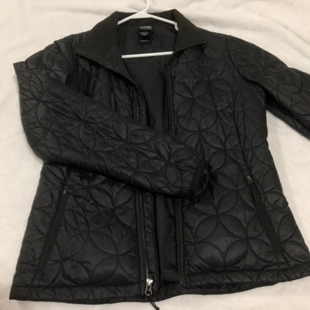 black north face jacket